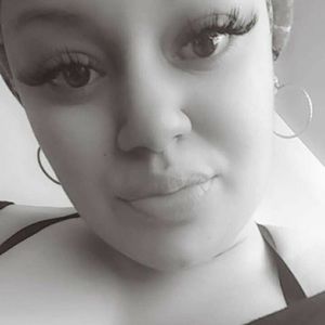 Meet your Posher, Ivette